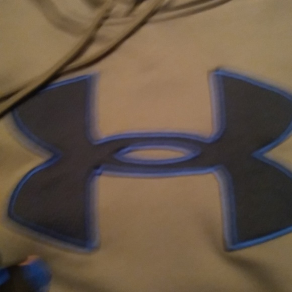 Underarmor huddy - Picture 2 of 3
